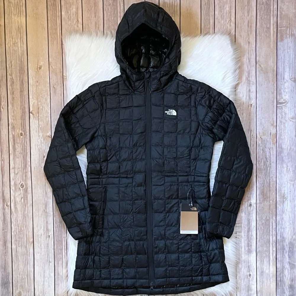 The North Face Women’s ThermoBall Eco Parka In Black - Picture 2 of 8